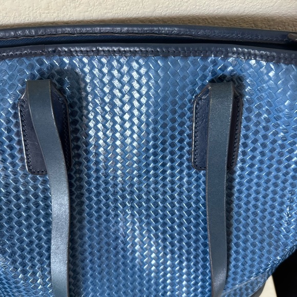 SOLD Hard to find Dooney & Bourke Blue Woven shoulder shopper tote bag handbag - Picture 7 of 16